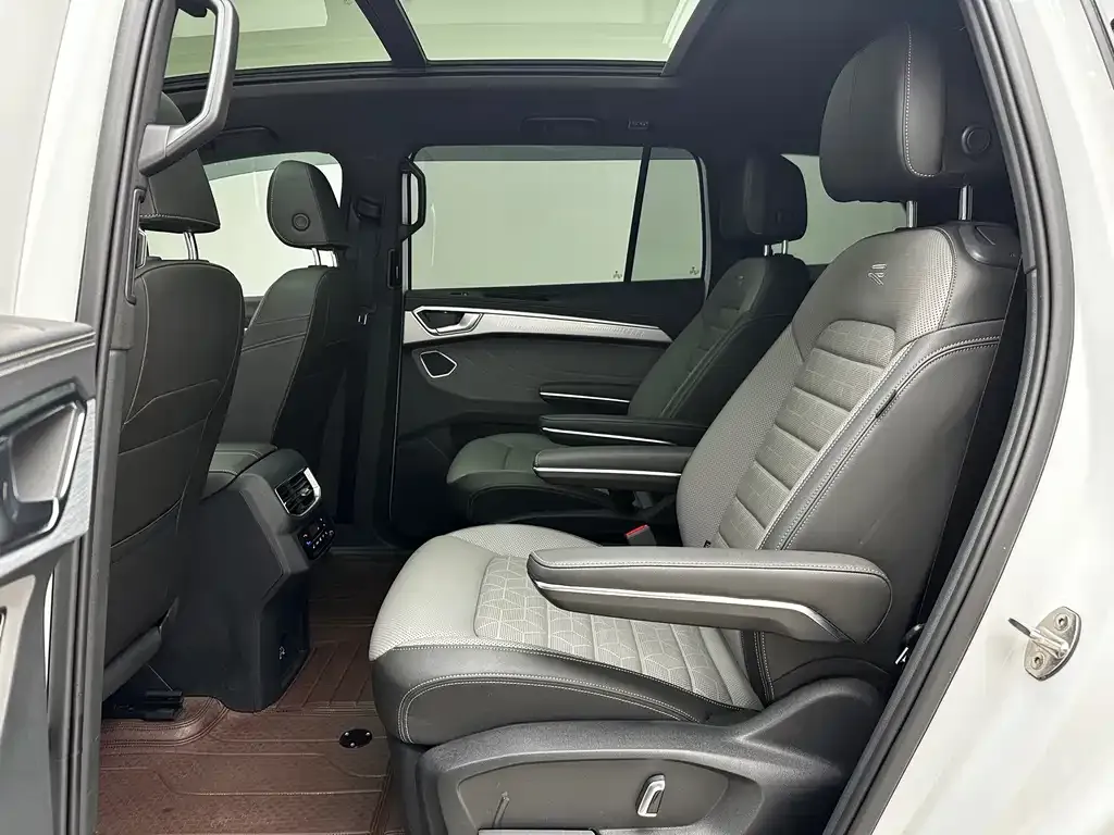 Volkswagen Talagon 2021 из CN, фото 8