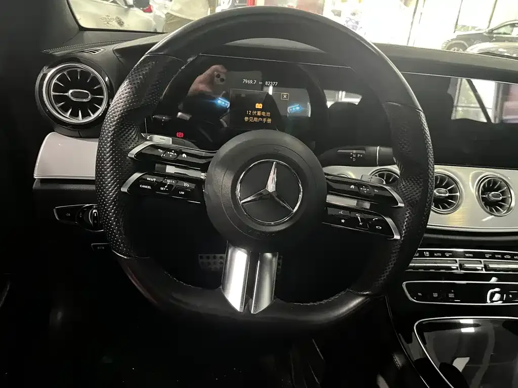 Mercedes-Benz E-Class (Import) — фото 5