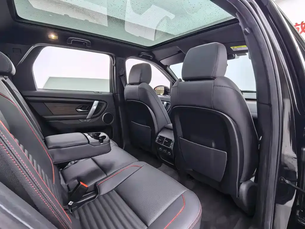 Land Rover Discovery Sport — фото 8