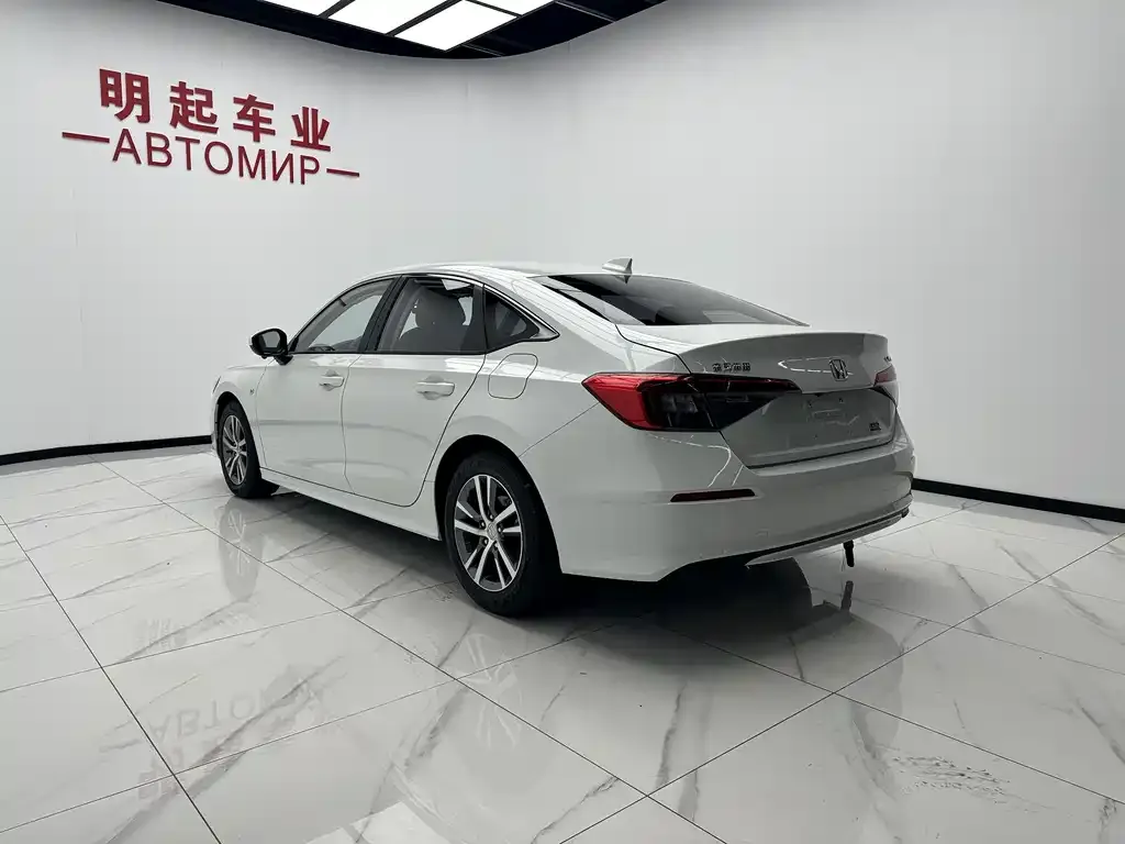 Honda Civic — фото 7