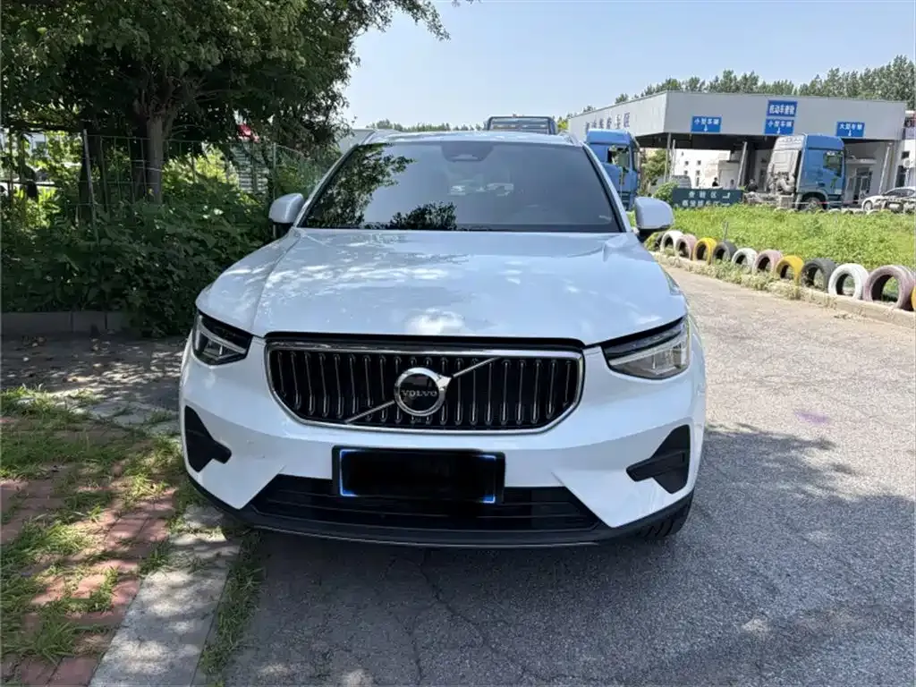 Volvo XC40 2023 из CN, фото 7