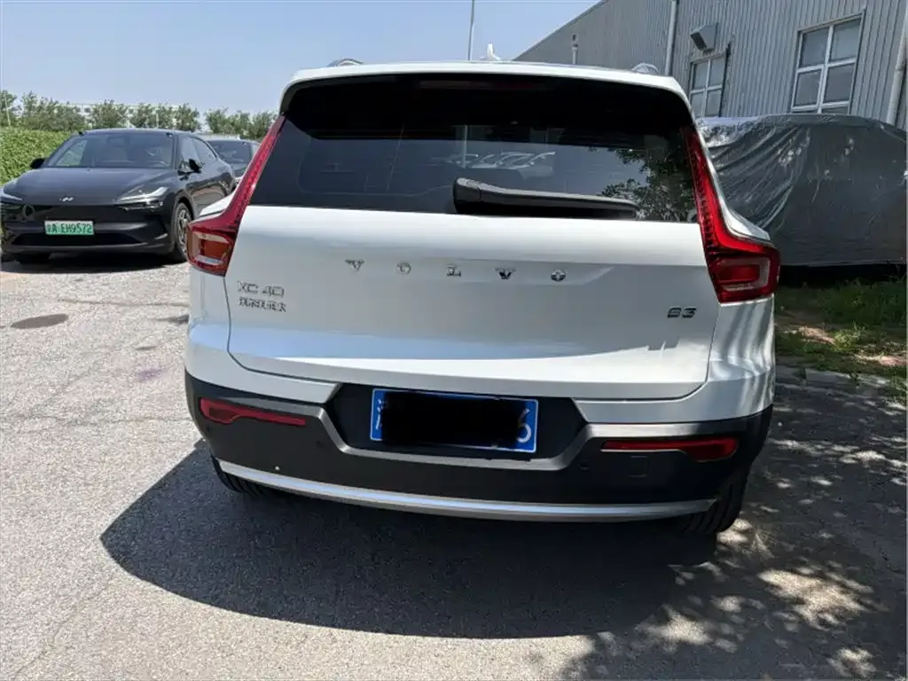 Volvo XC40 2023 из CN, фото 9
