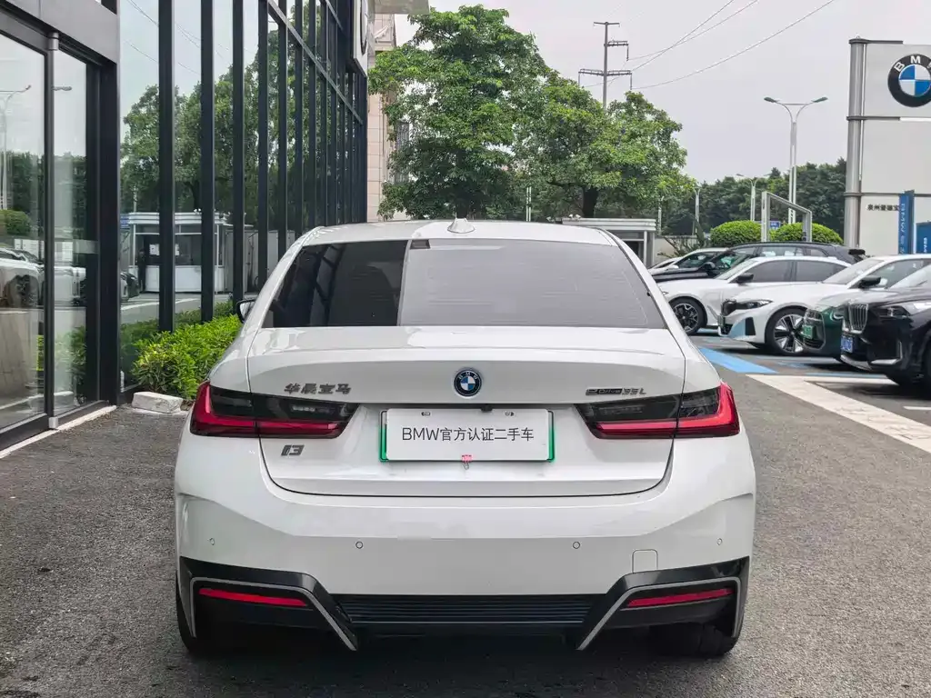 BMW i3 — фото 2