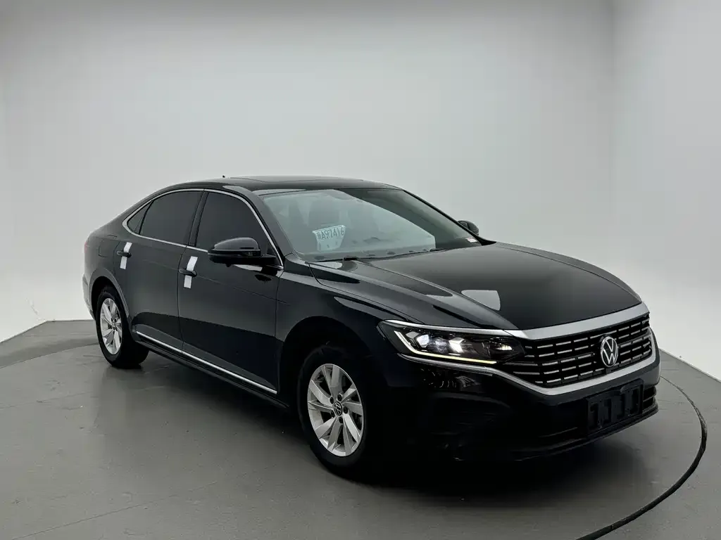 Volkswagen Passat — фото 3
