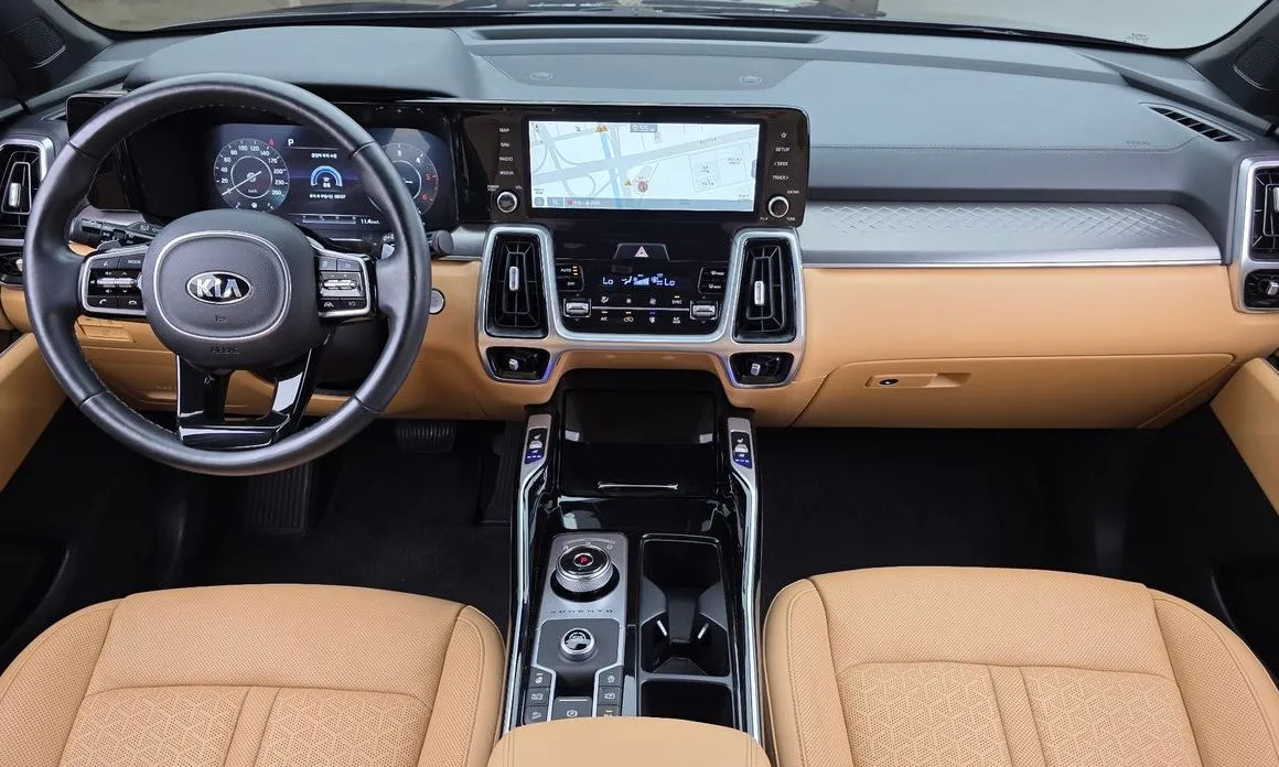 Kia Sorento — фото 9