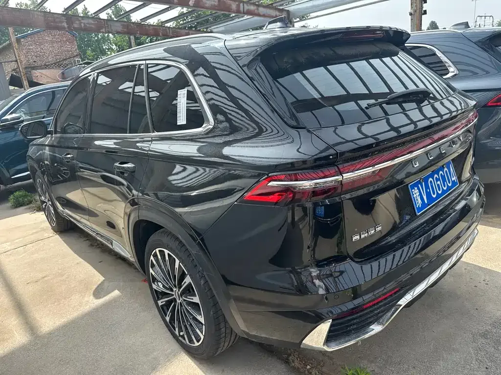 Geely Xingyue L — фото 9
