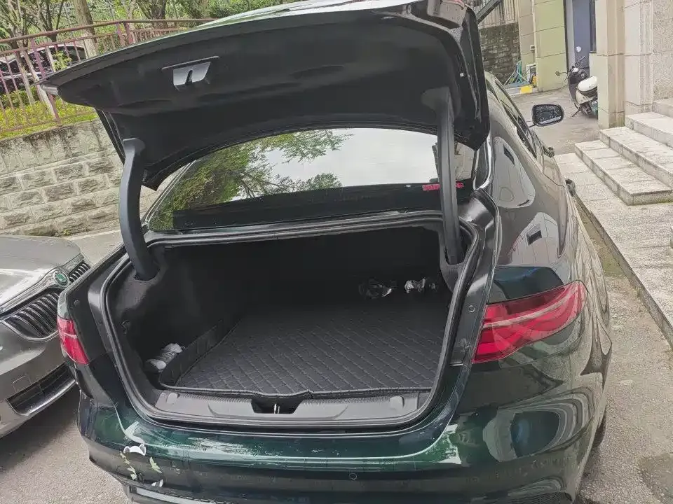 Jaguar XEL 2023 из CN, фото 3