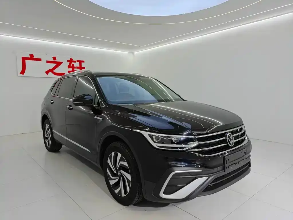 Volkswagen Tiguan L 2023 из CN, фото 6