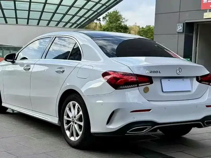 Mercedes-Benz A-Class — фото 9