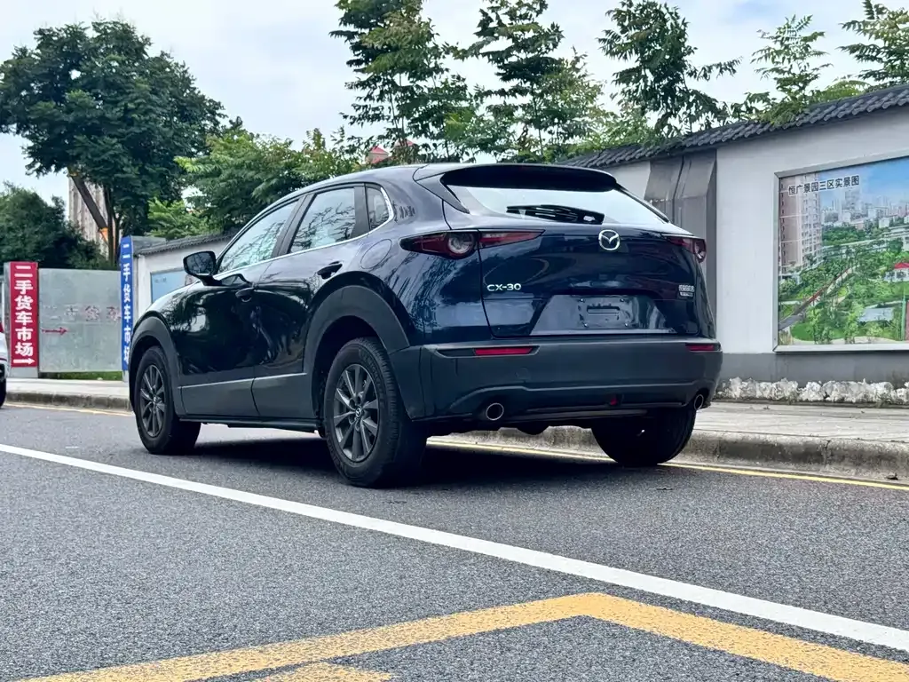 Mazda CX-30 2022 из CN, фото 8