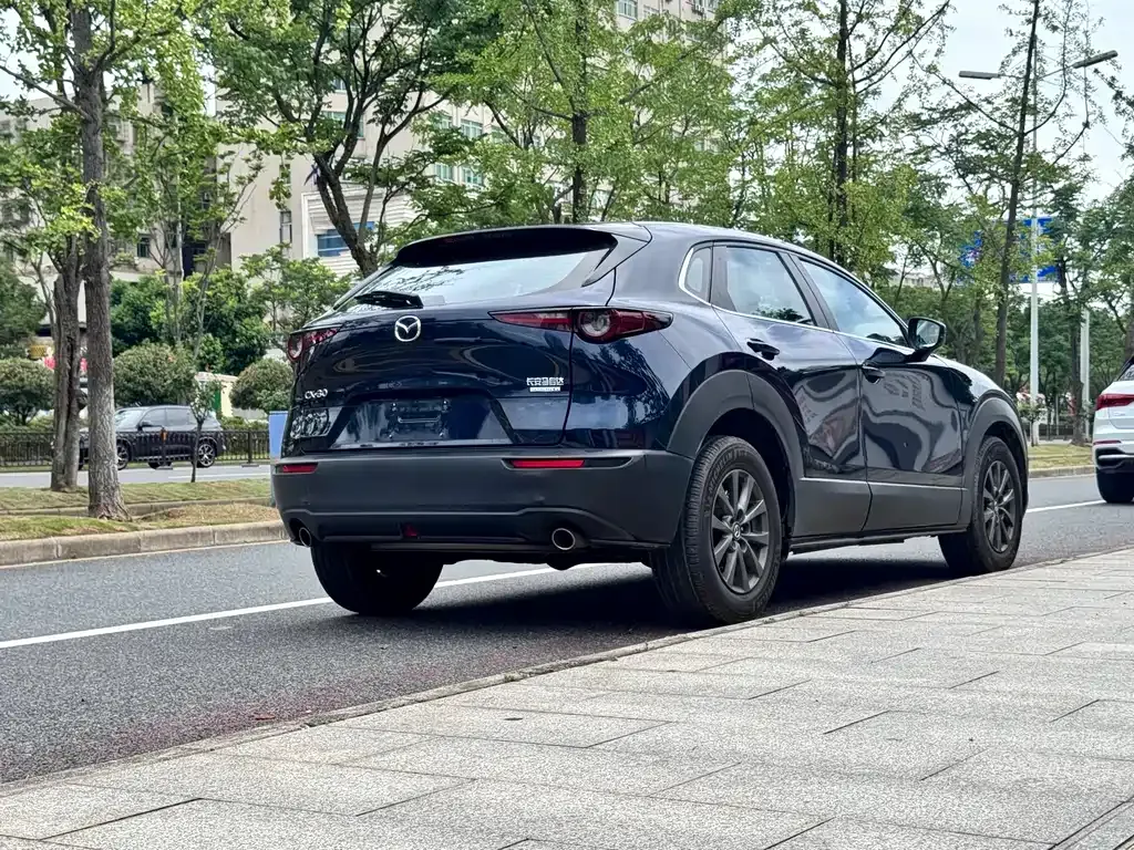 Mazda CX-30 2022 из CN, фото 9