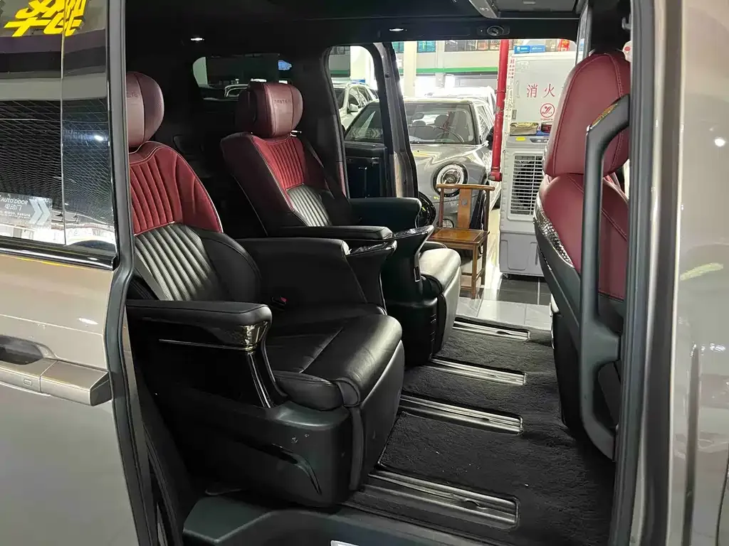 GAC Motor Trumpchi M8 — фото 7