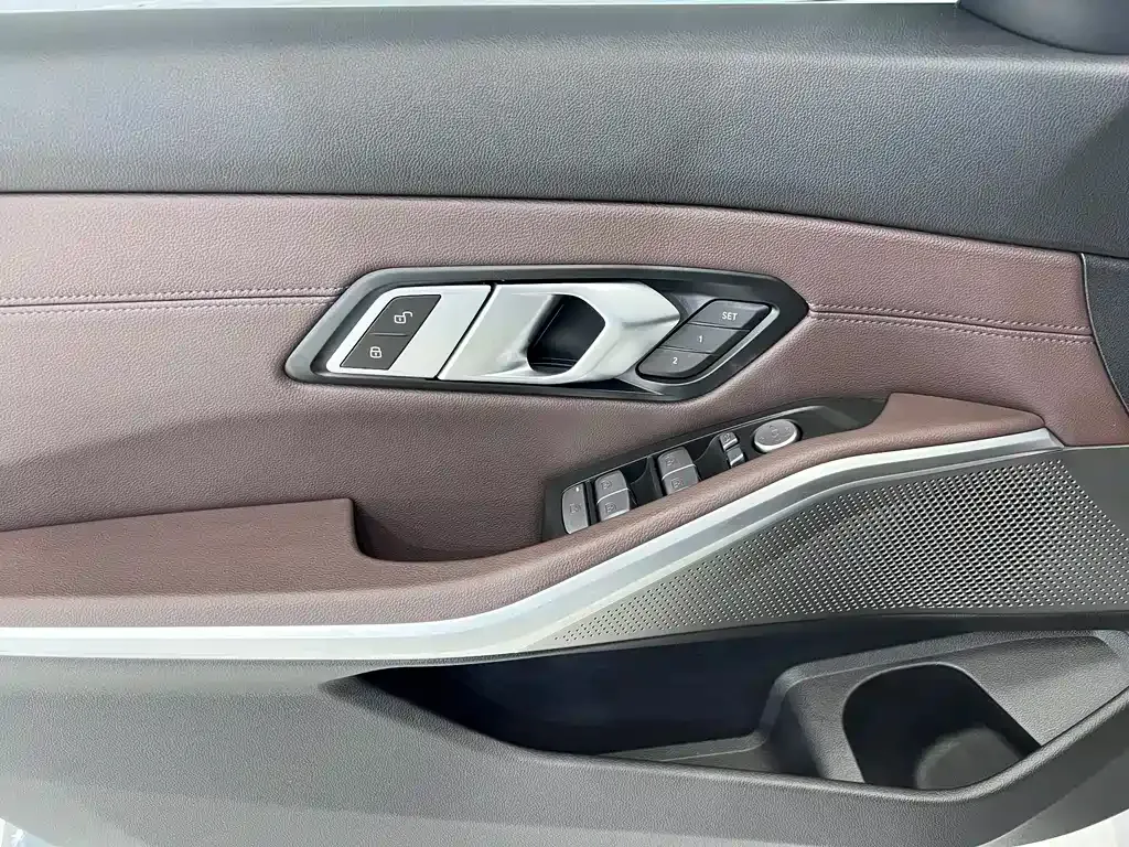BMW 3 Series — фото 10