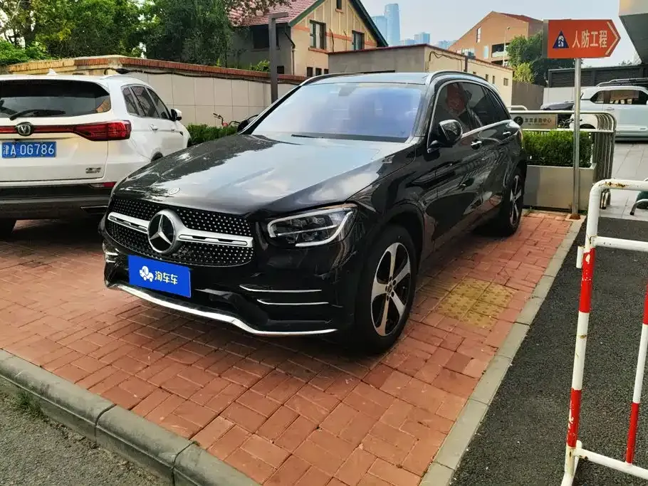 Mercedes-Benz GLC — фото 1