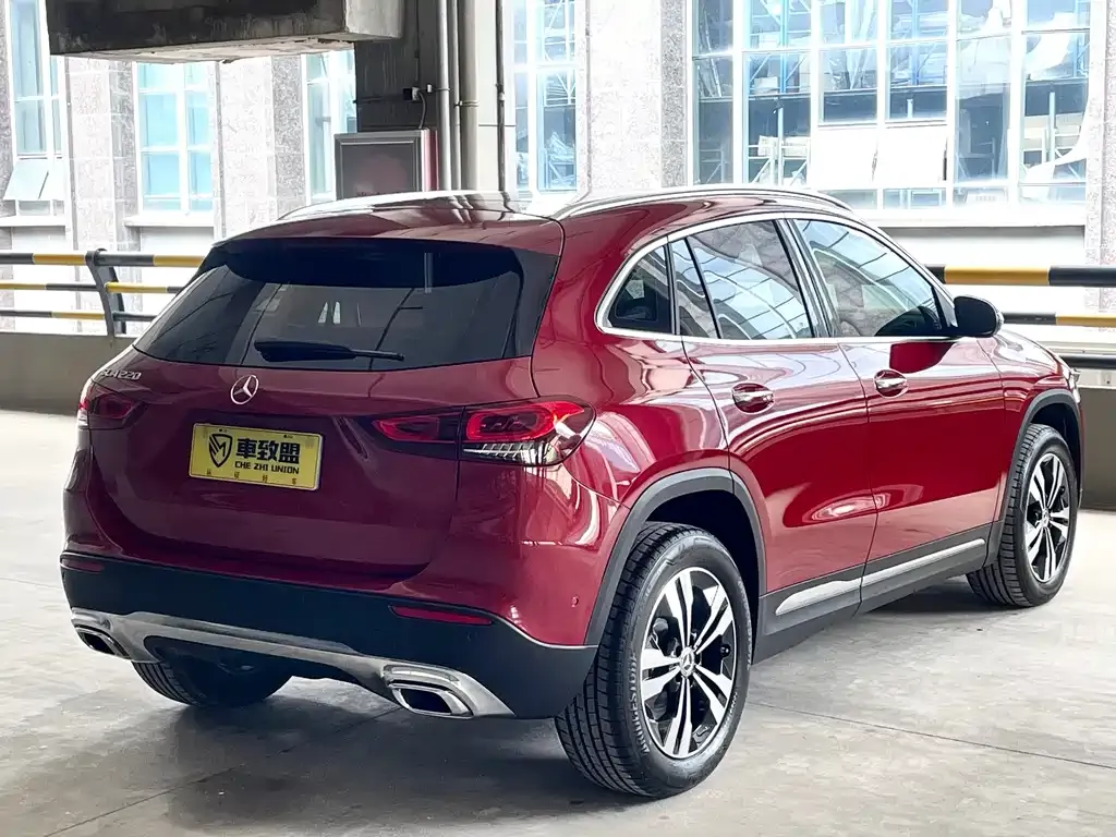 Mercedes-Benz GLA — фото 6