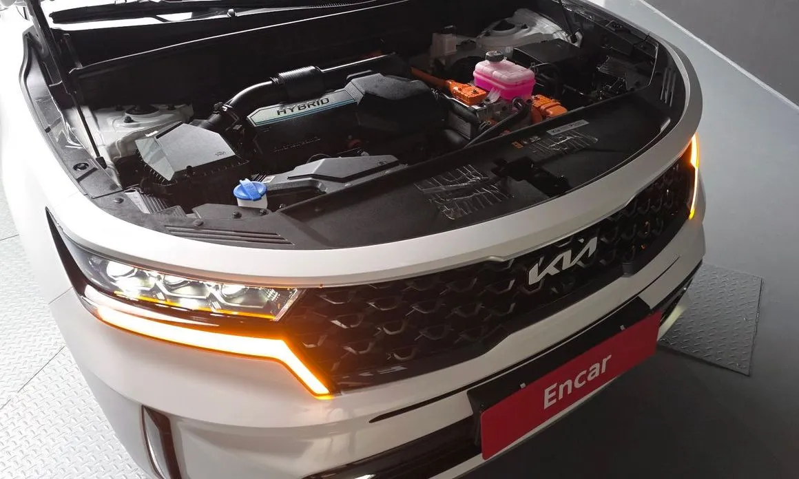 Kia Sorento — фото 9