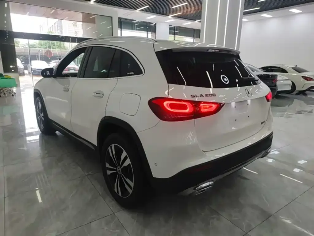 Mercedes-Benz GLA — фото 9