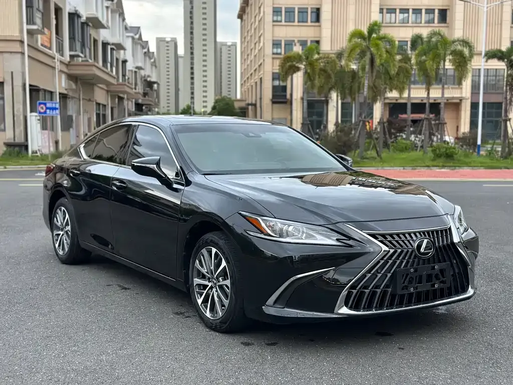 Lexus ES — фото 2