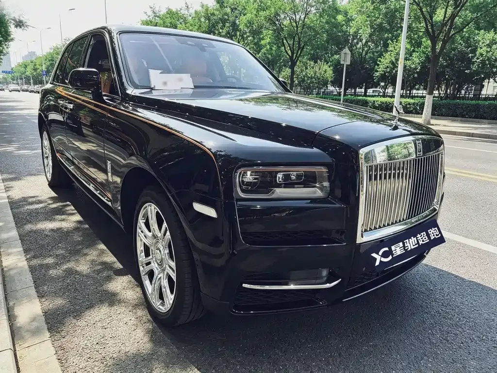 Rolls-Royce Cullinan — фото 2