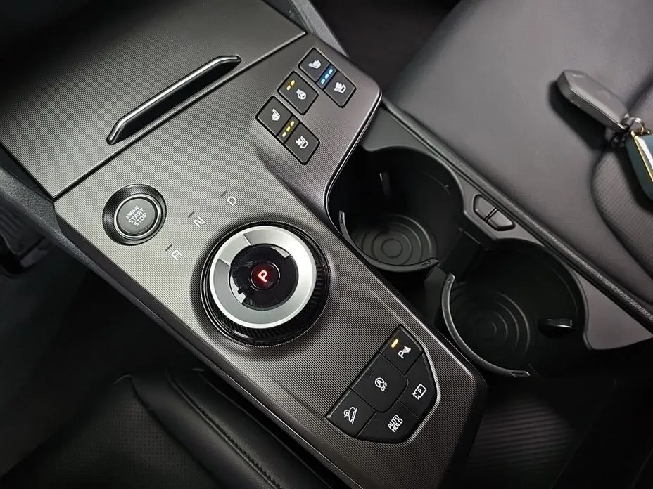 Kia Sportage — фото 9