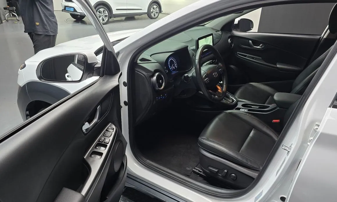 Hyundai Kona 2023 из KR, фото 3