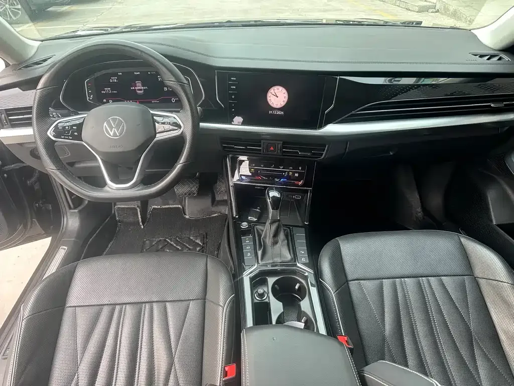 Volkswagen Passat — фото 8