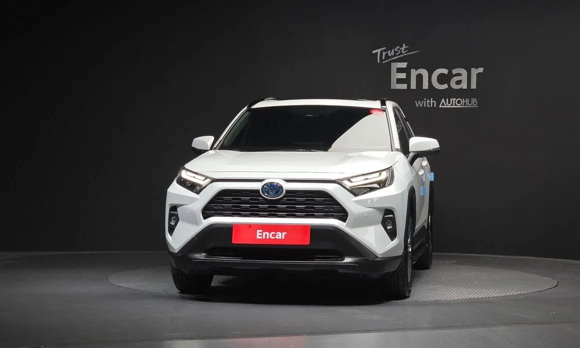 Toyota RAV4 2023 из KR, фото 4