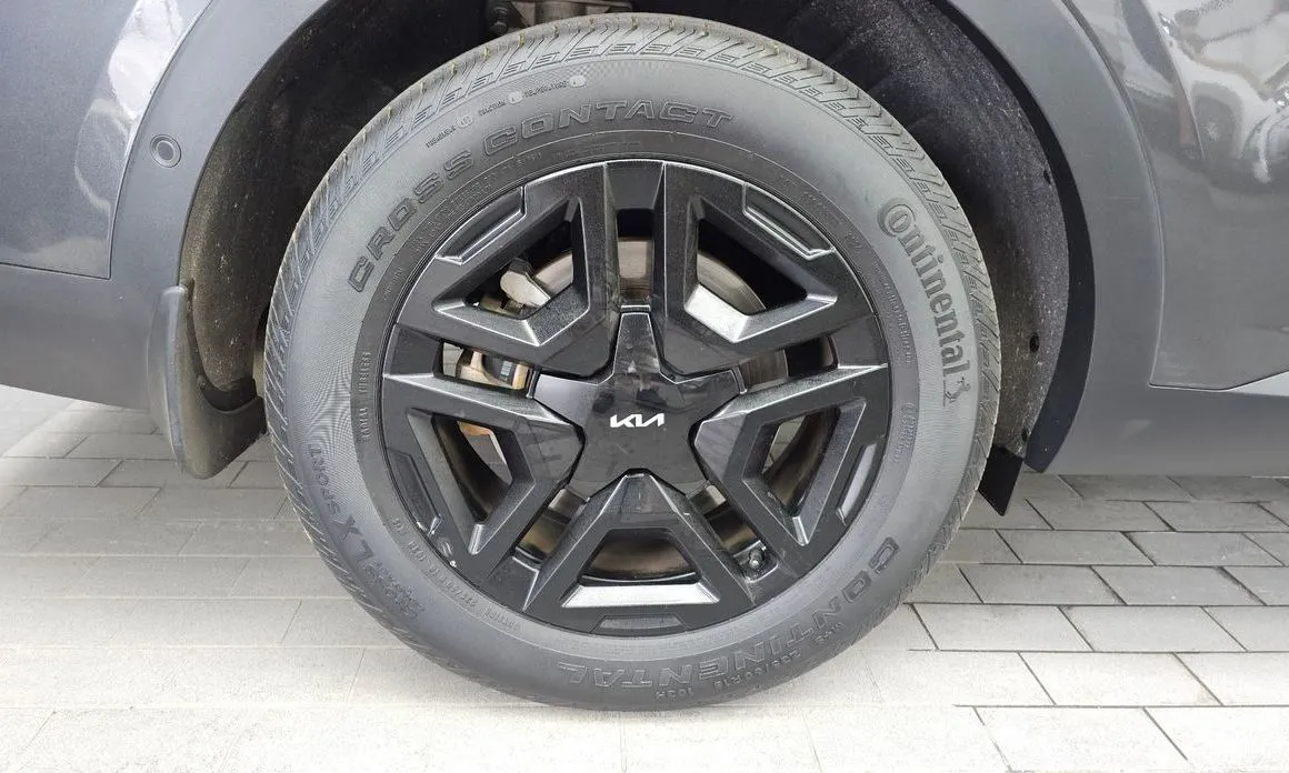 Kia Sorento — фото 6