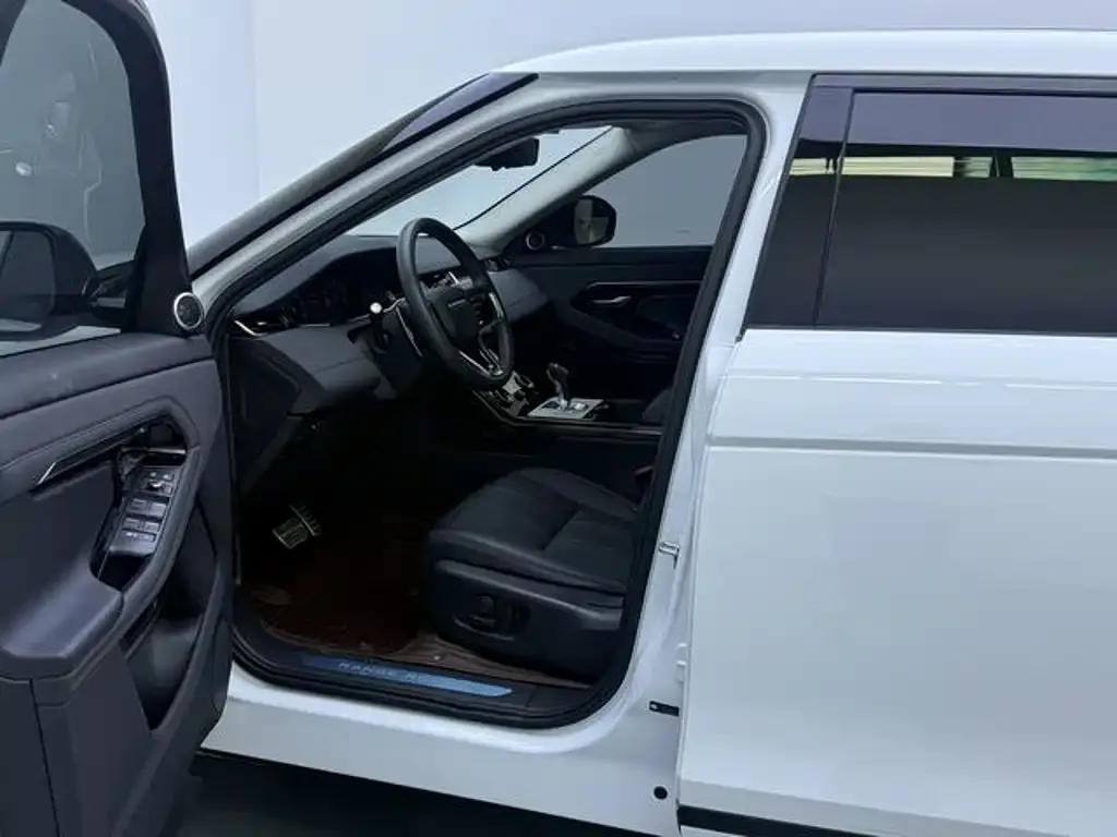 Land Rover Evoque — фото 10