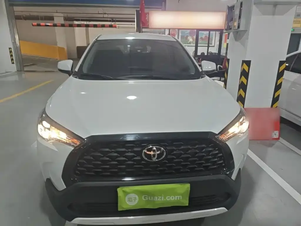 Toyota Corolla Cross 2024 из CN, фото 7
