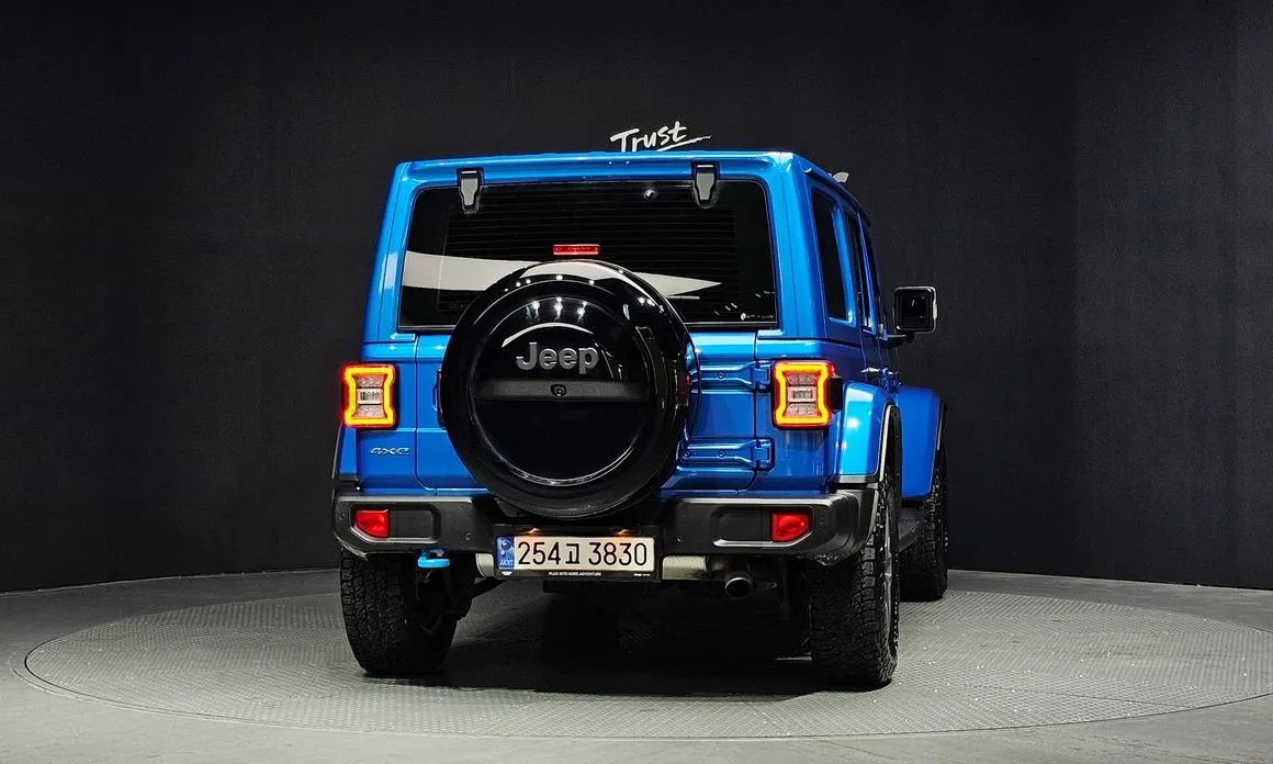 Jeep Wrangler — фото 4