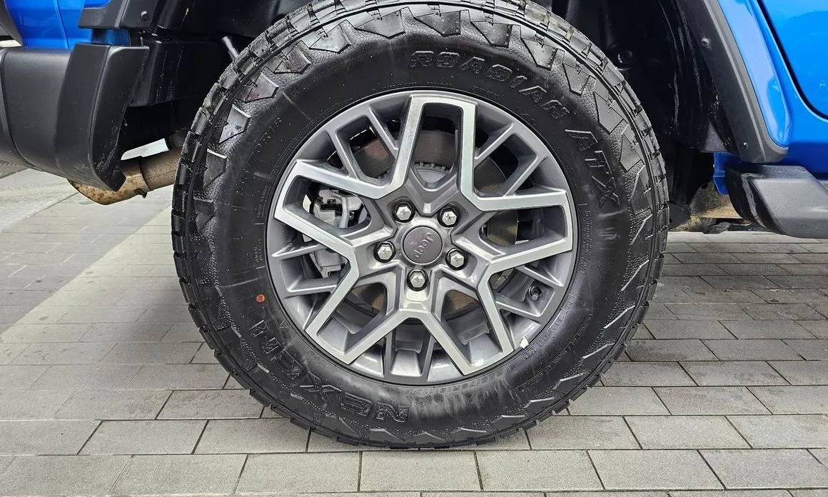 Jeep Wrangler — фото 9