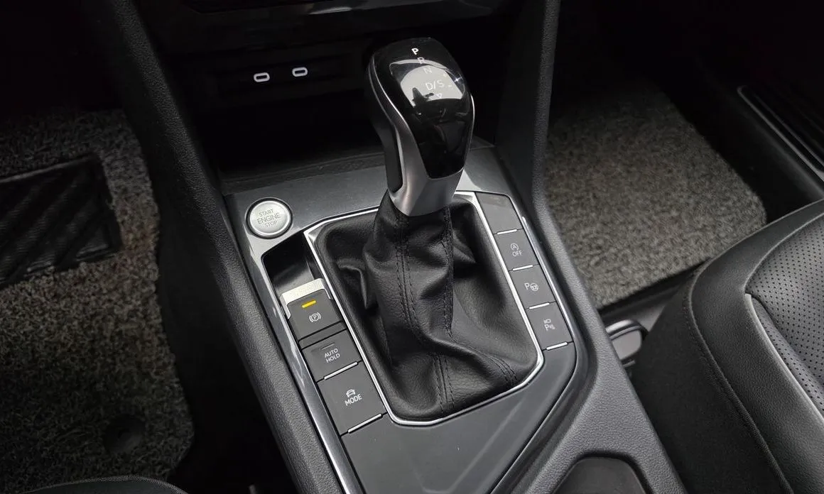 Volkswagen Tiguan 2023 из KR, фото 3