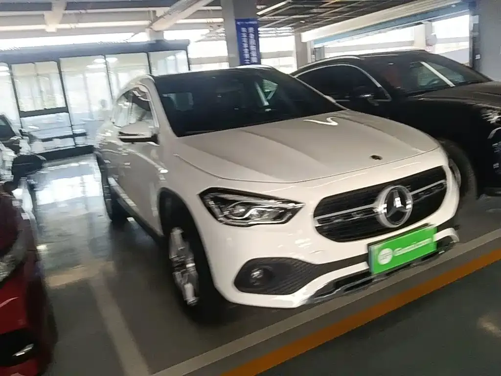 Mercedes-Benz GLA — фото 4
