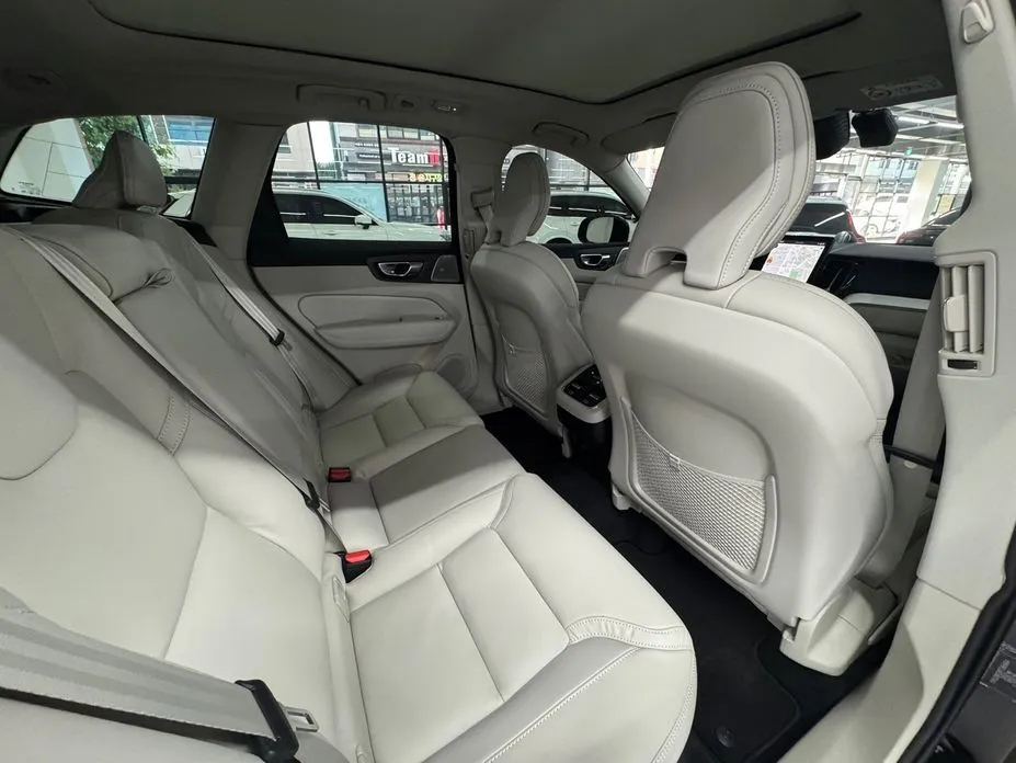 Volvo XC60 2026 из KR, фото 8