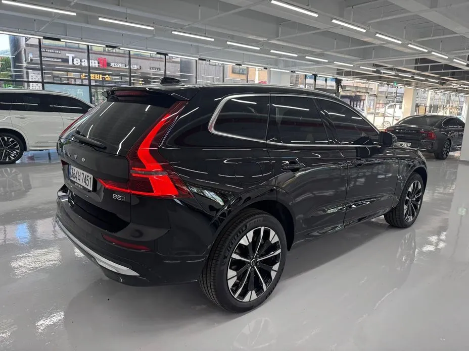 Volvo XC60 2026 из KR, фото 2