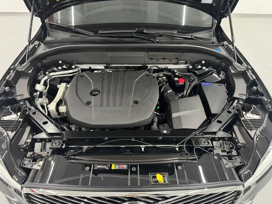 Volvo XC60 2026 из KR, фото 9