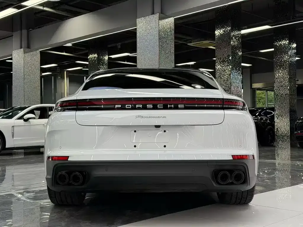 Porsche Panamera — фото 10