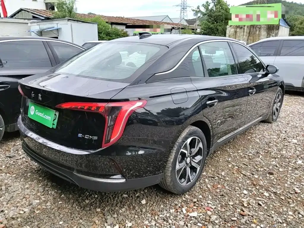 Hongqi E-QM5 2023 из CN, фото 5