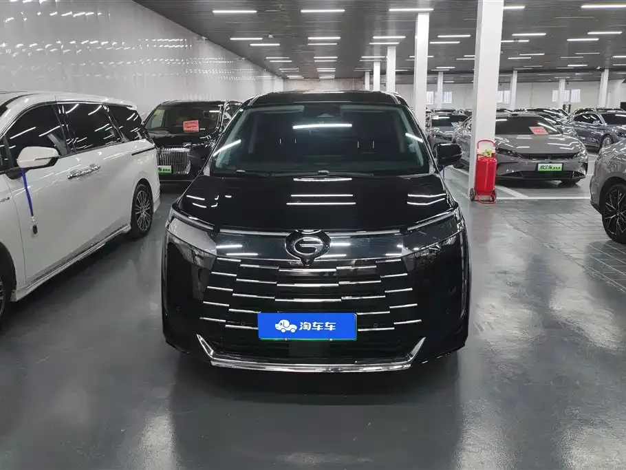 GAC Motor 传祺E8 PHEV — фото 7