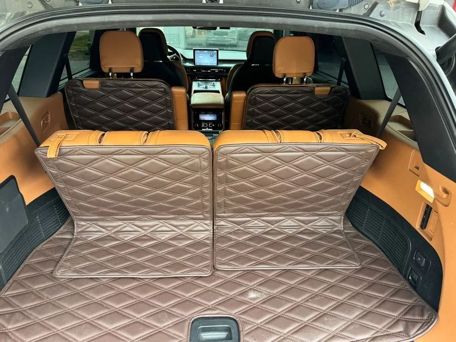 Lincoln Aviator — фото 10