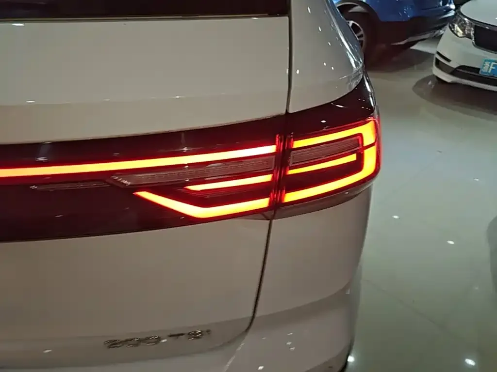 Volkswagen Tharu — фото 4