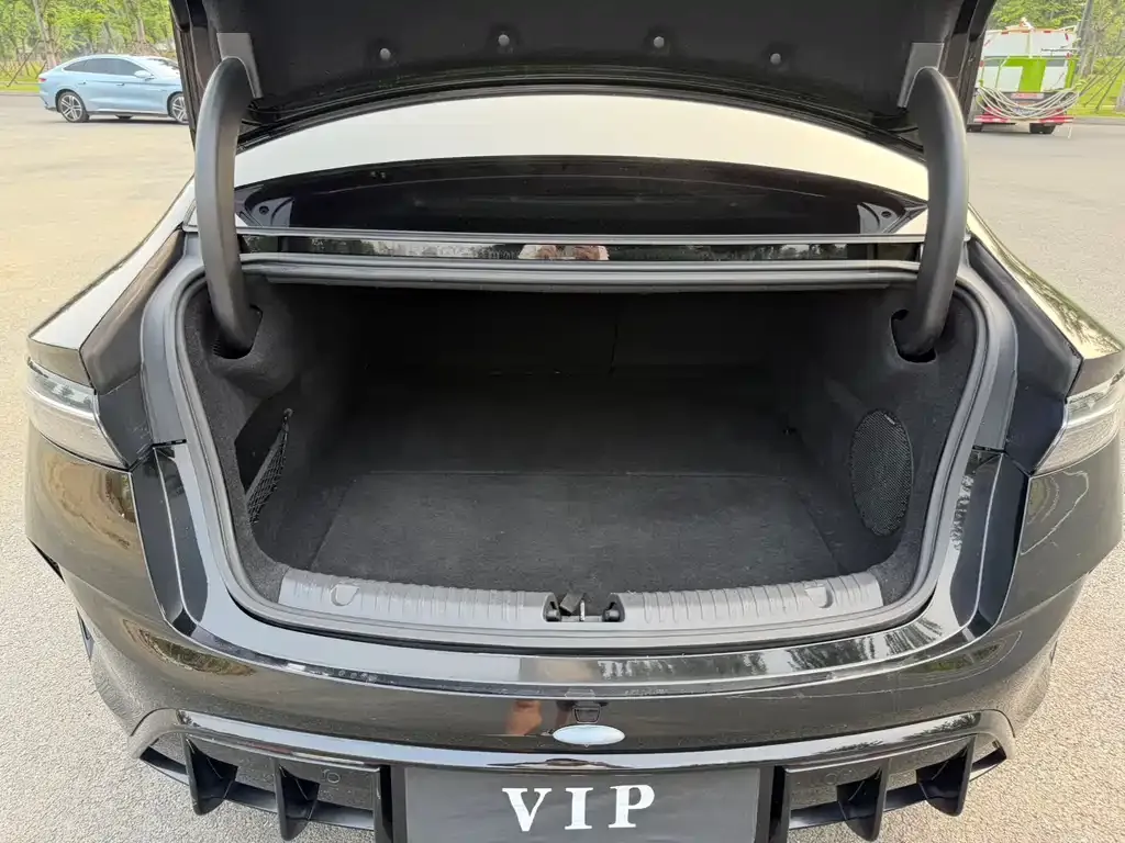 BYD Seal — фото 4