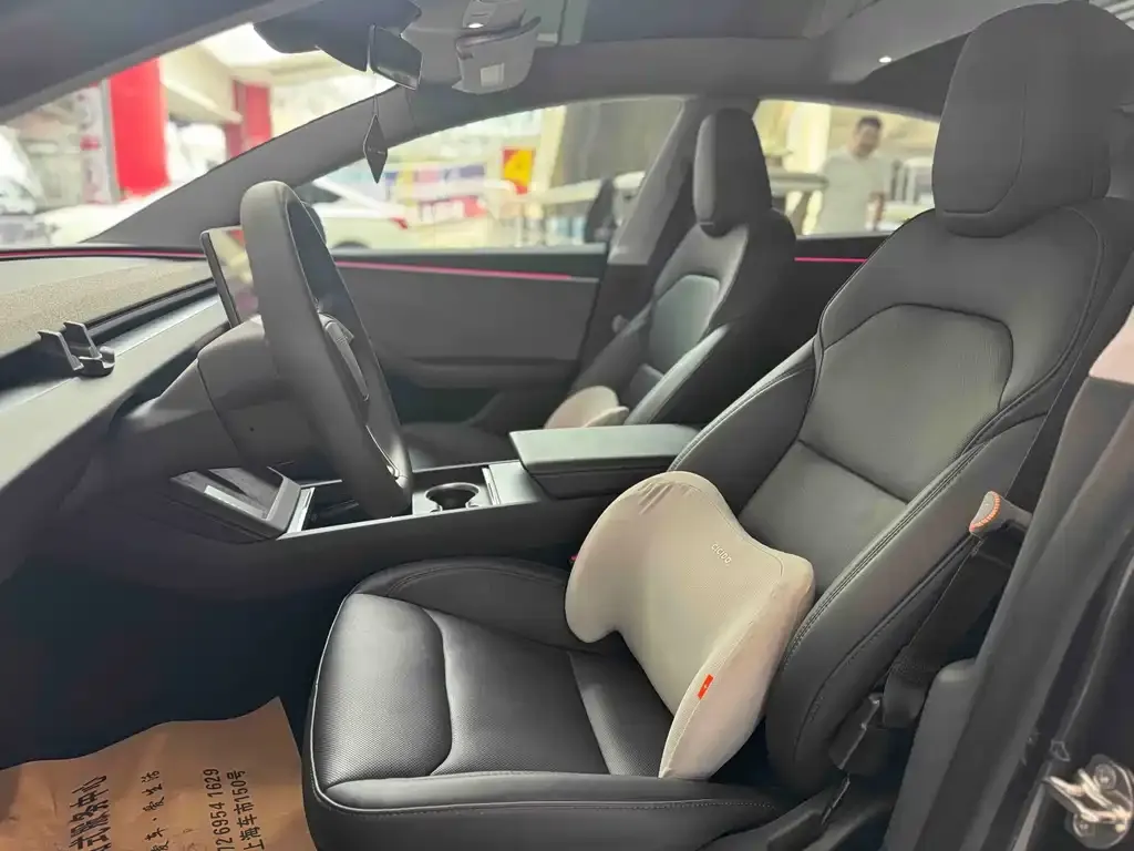 Tesla Model 3 — фото 5