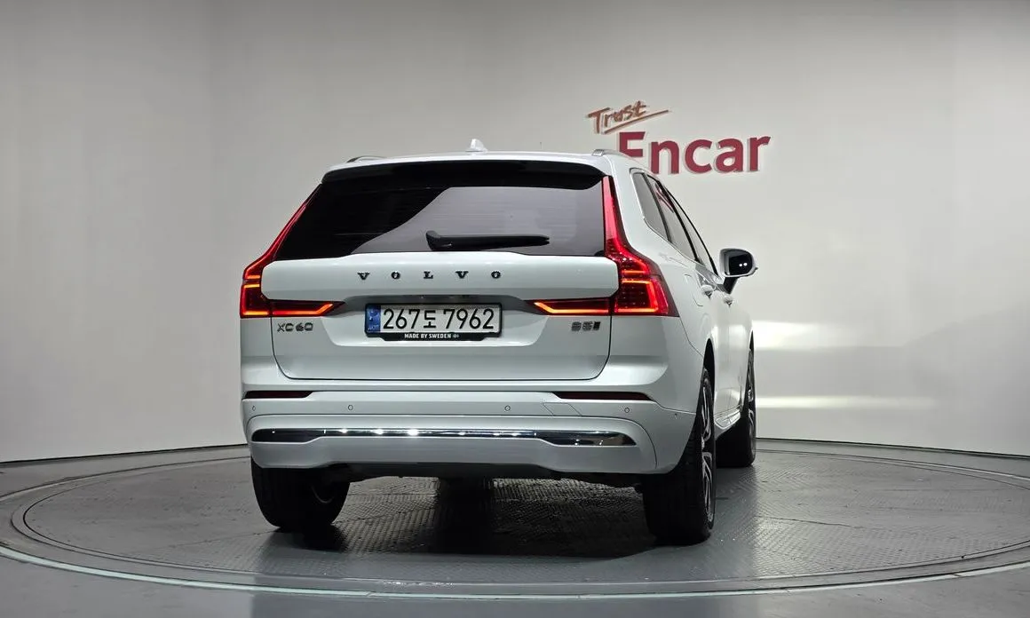 Volvo XC60 — фото 3