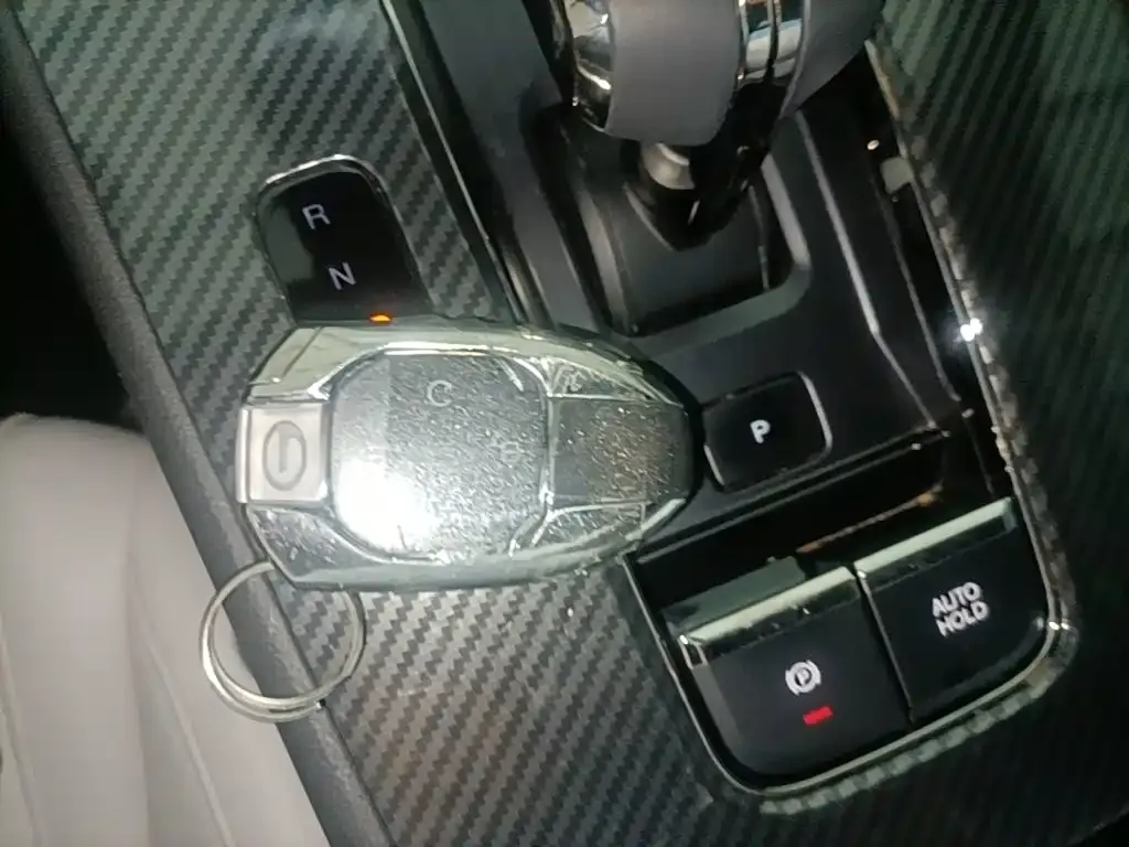 GAC Motor Shadow Leopard — фото 10