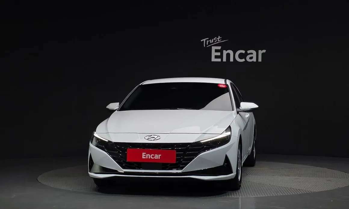 Hyundai AVANTE — фото 3