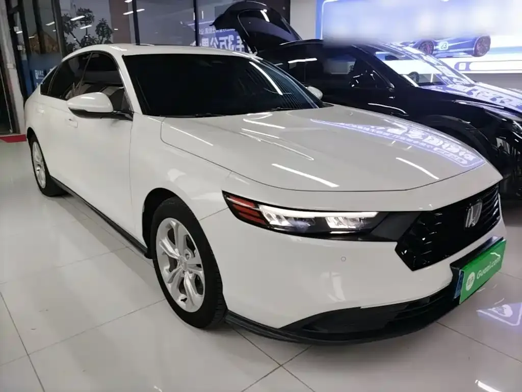 Honda Accord — фото 3