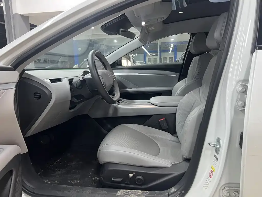 XPeng MONA M03 — фото 10