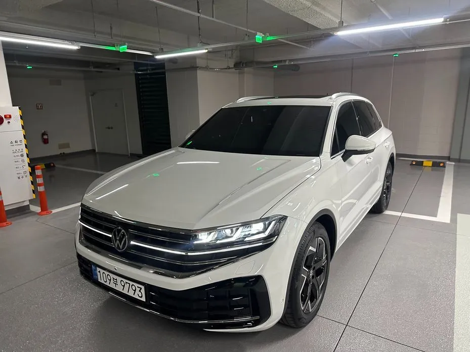 Volkswagen Touareg 3.0 TDI Prestige 1